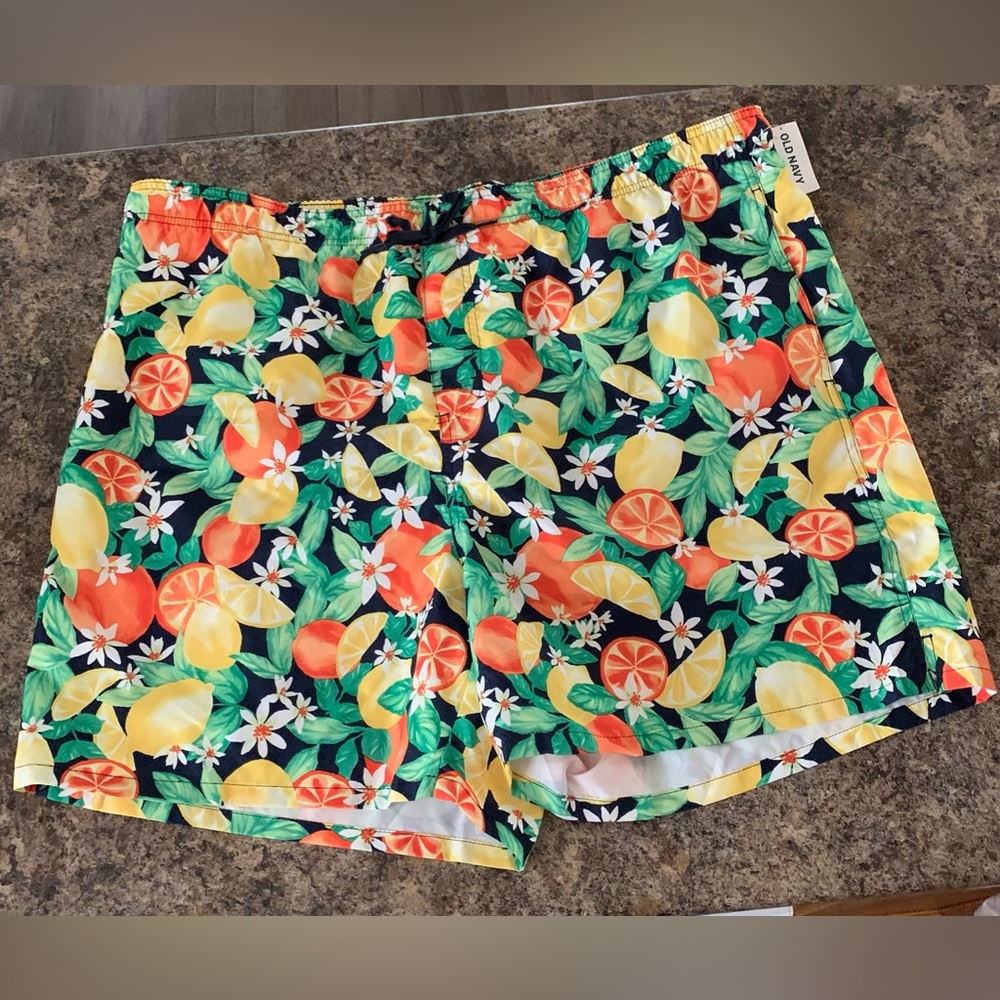 Men’s Swim Trunk